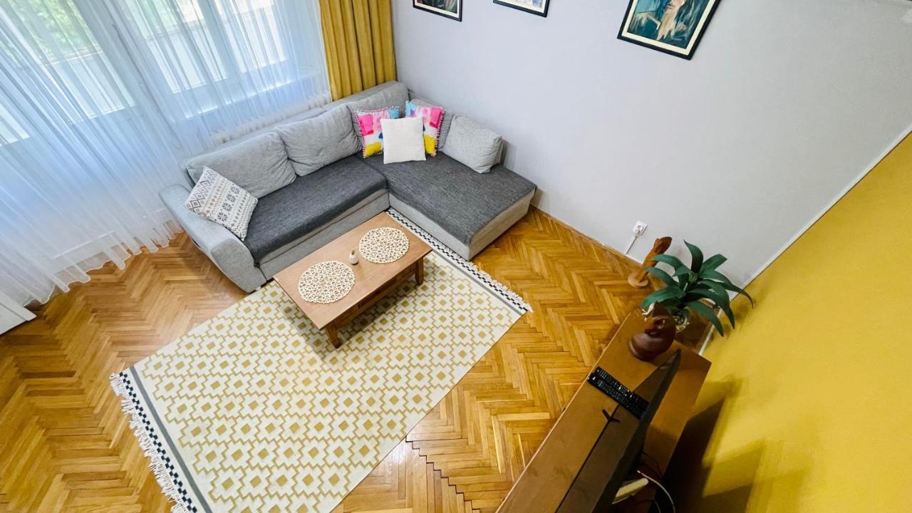 Apartman Jelena II Sremska Mitrovica Exterior foto
